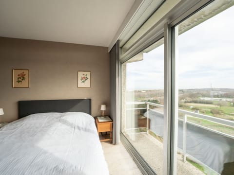 Astrid 704 with balcony