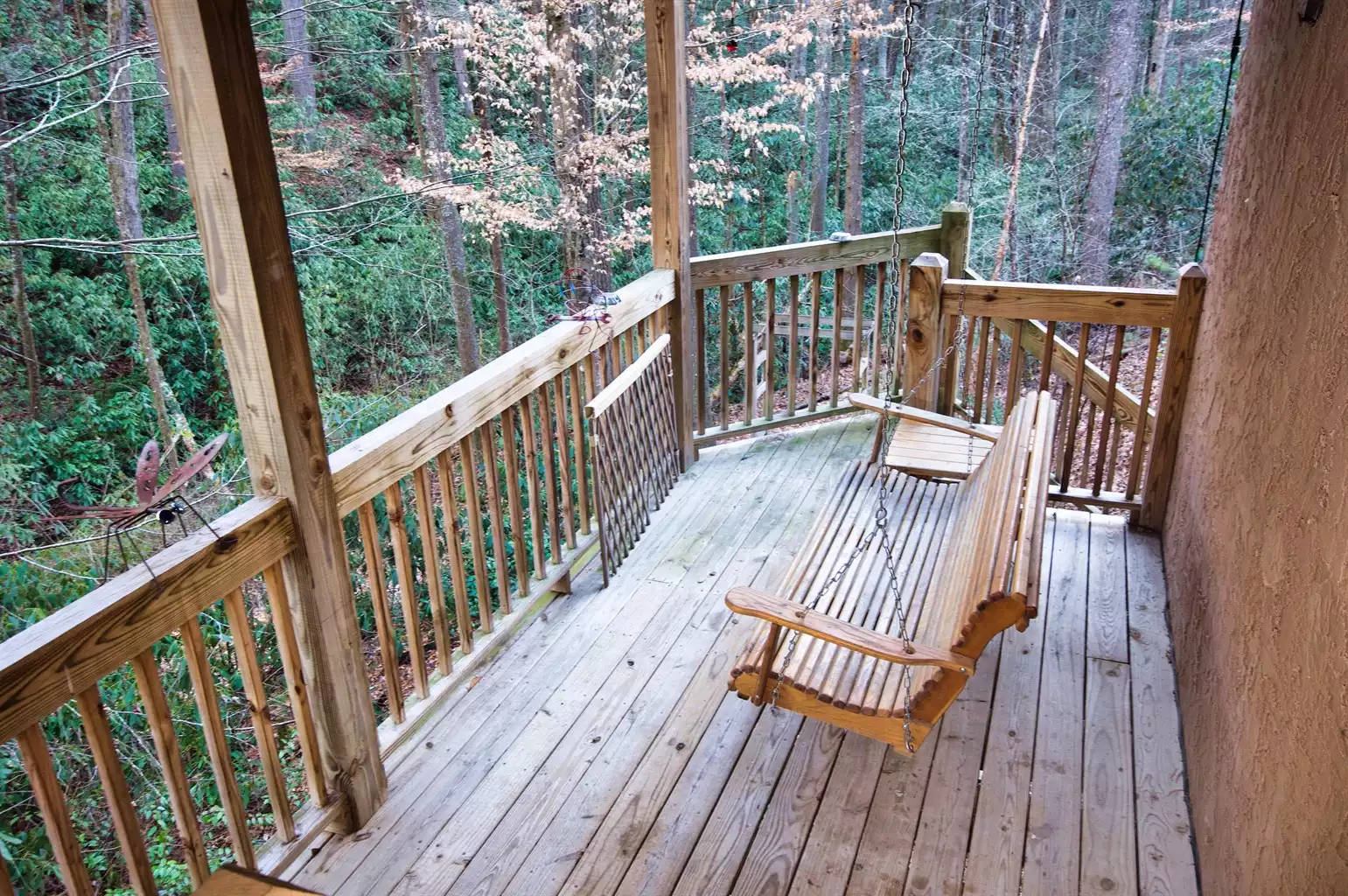 Swing on rear deck Swing on rear deck - Mountain Air 1BR - Sevierville