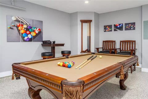 Mickeys Pearl Phenomenal Southeast Pool Hot Tub Game RM BBQ