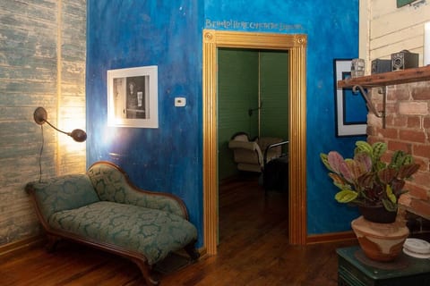 Live in a Work of Art!