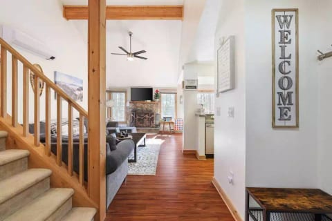 Camelback Mountain Trailside Retreat