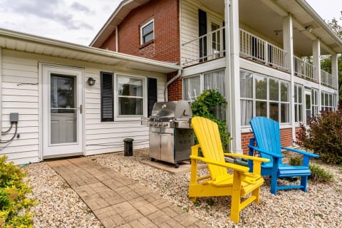 Cooper Shores Lakehouse