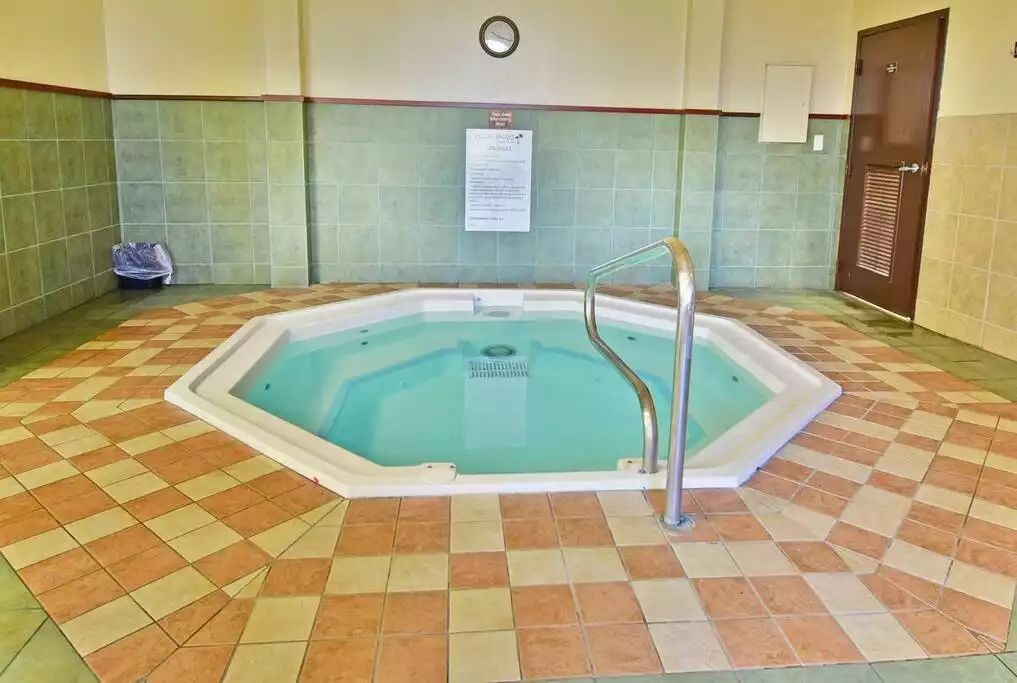 spa hot tub - Regal palms home, gated community ,pool (712CAL) - Davenport