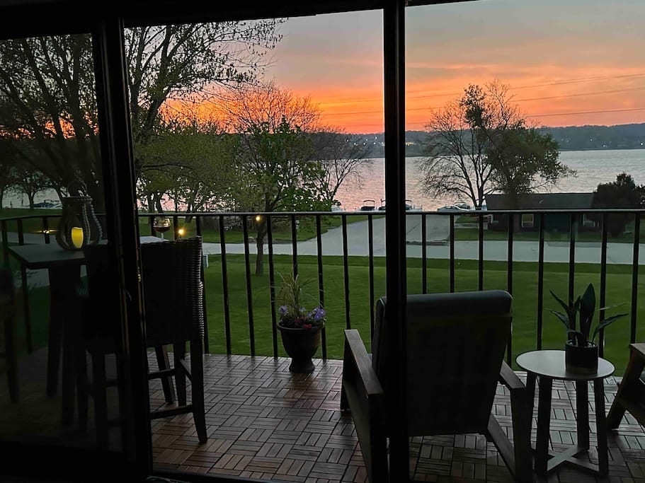 Kickback, relax & enjoy the beautiful views from the condo
