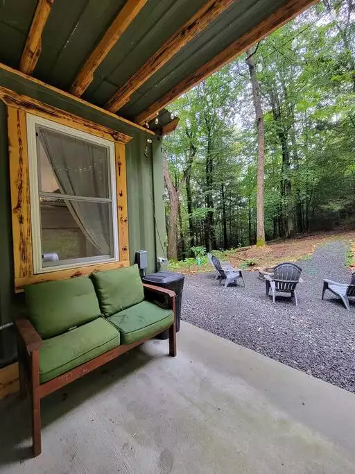 The Wanderer at McFadden Ridge WV- Hot tub - Mount Nebo