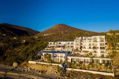 Mar y Sol Condominiums