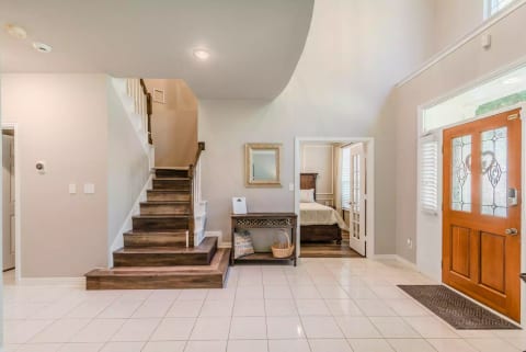 Front entry area