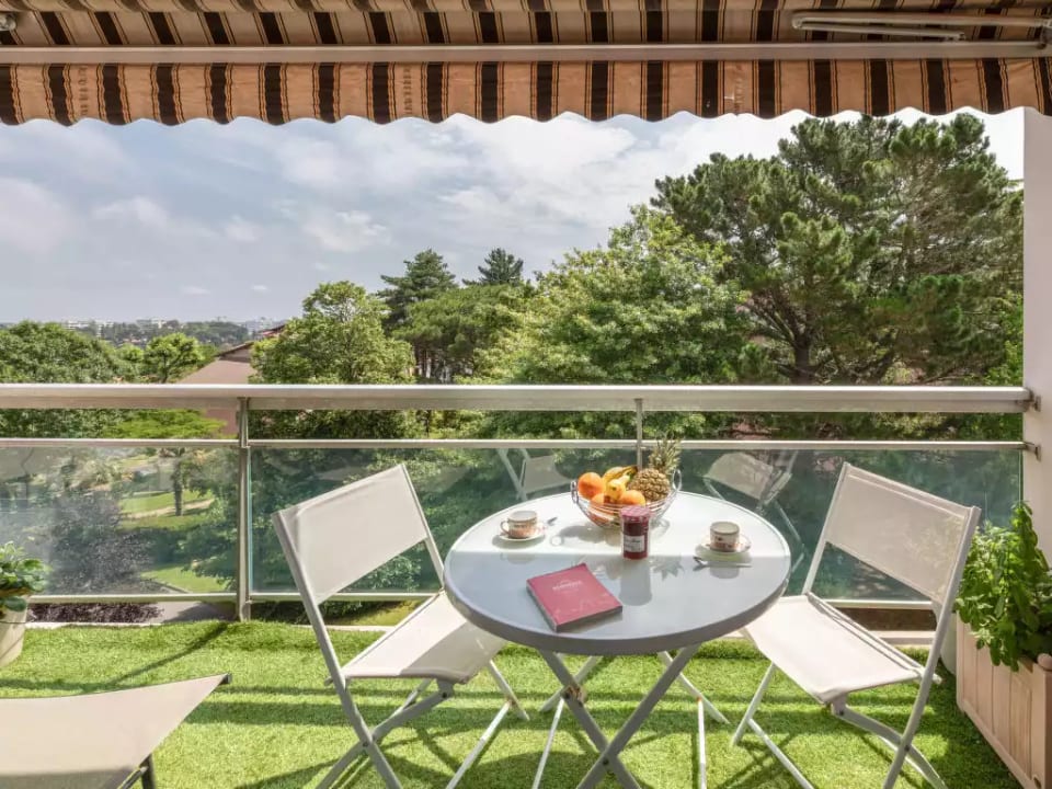 Arverna - Biarritz