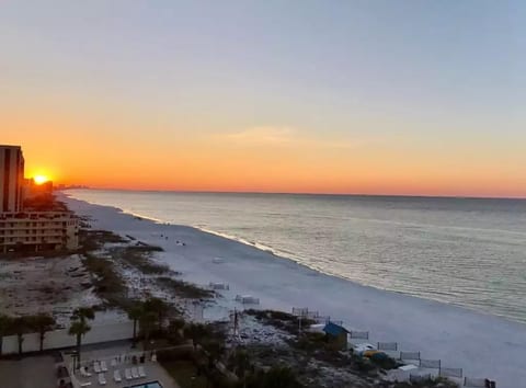 Sunrise at Sandnsol