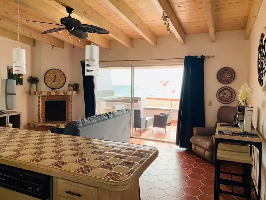 Beautiful view from the Kitchen and Livingroom to Mar de Cortez