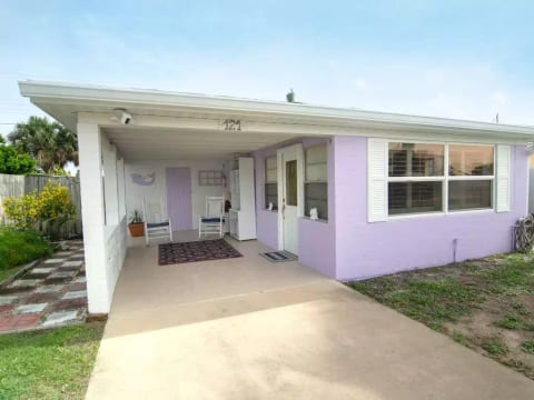 The Mermaid House Pet Friendly