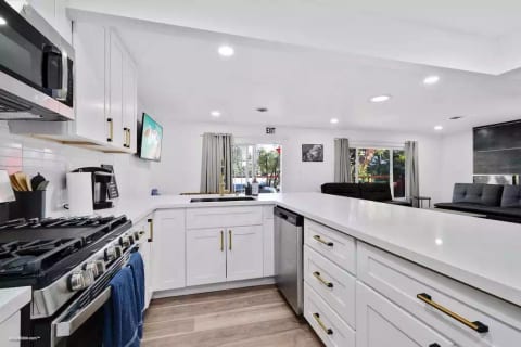 Luxury Retreat Home in La Mesa [4 BR/2BA/8 Beds]