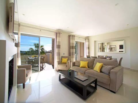 Pine Hills Cristal