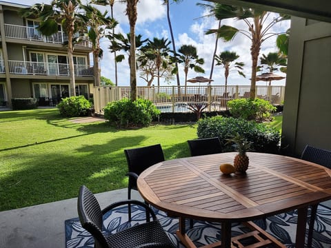 enjoy your meals and relax on the lanai