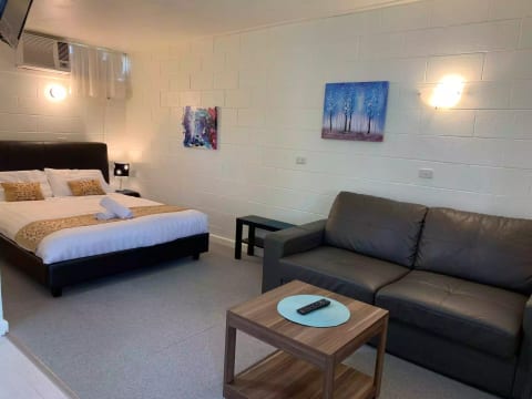 Clean and Comfortable Room with Private Bathroom
