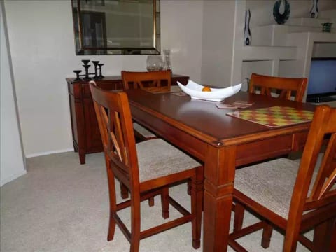 Dining Room (open concept to living room)