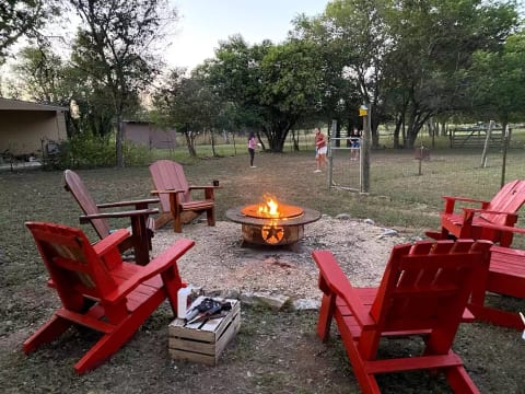 Firepit area for six