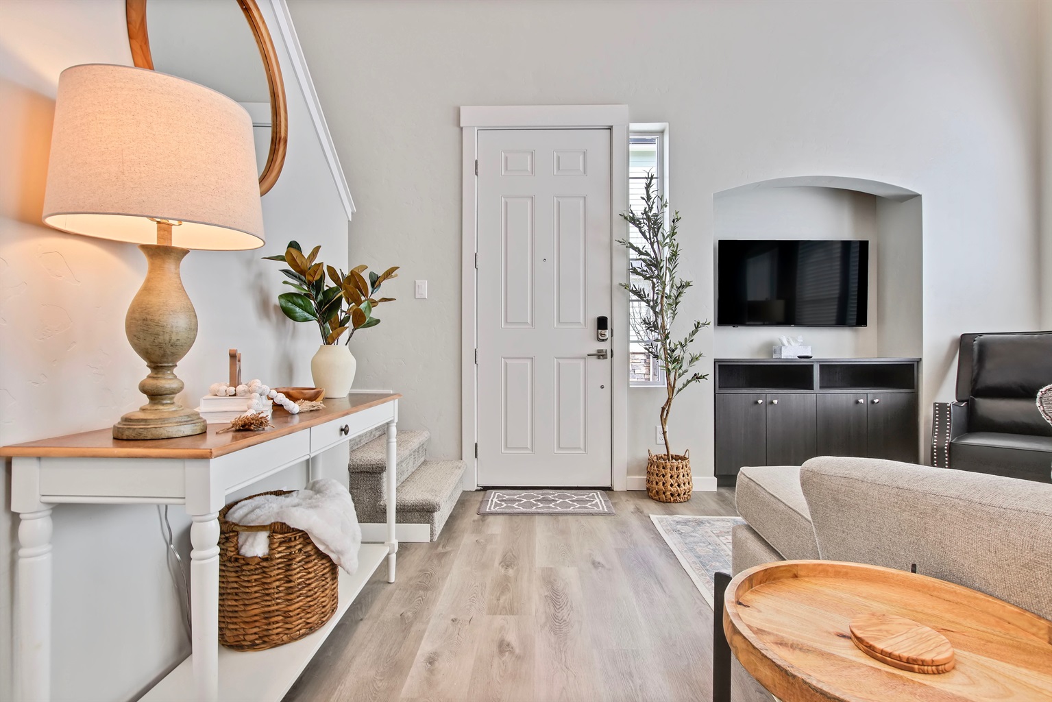 or-hounslow-way-or-sophisticated-3-bedroom-townhome-or-nampa-or/