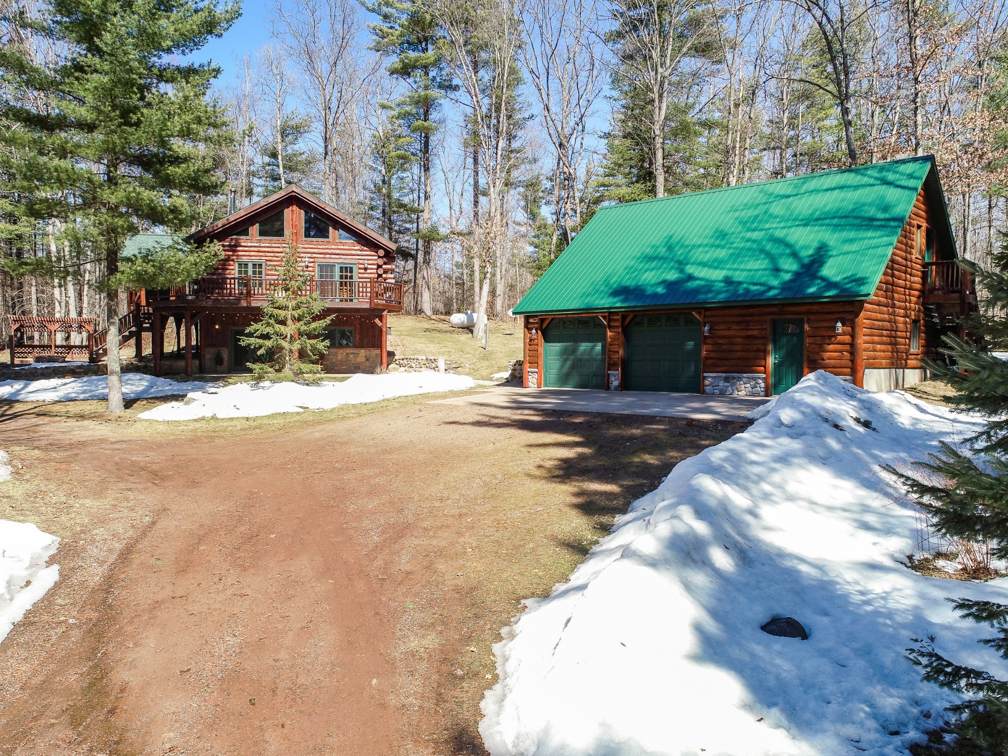 ample parking and (1) stall available for use - Lodge Life - Hayward WI Springbrook; Log Cabin  - Hayward