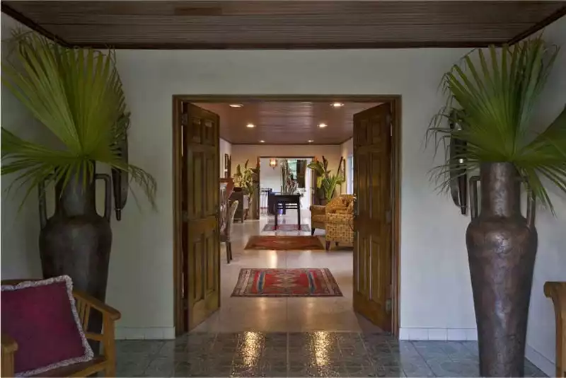 allamanda-estate-beef-island/