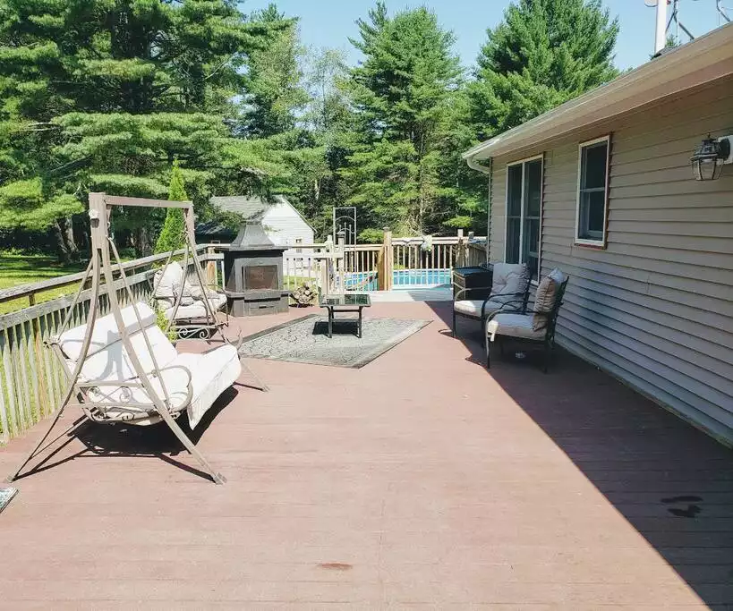 The Catskills Vacation Estate -mansion + 15 acres - Monticello