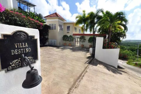 Villa Destino