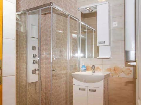 Gemini 2