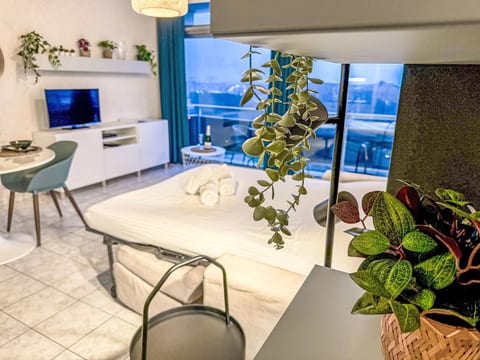 Studio 806 with balcony