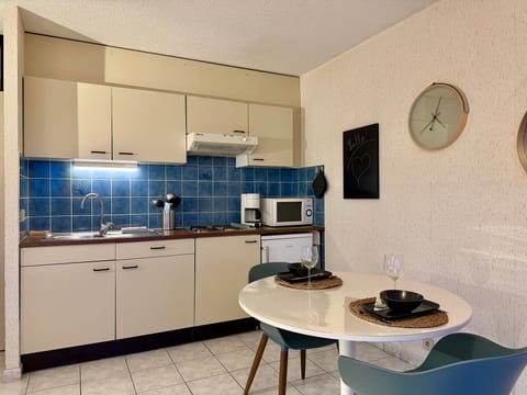 Studio 806 with balcony