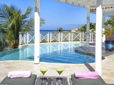 Villa Prana - Dawn Beach Estates