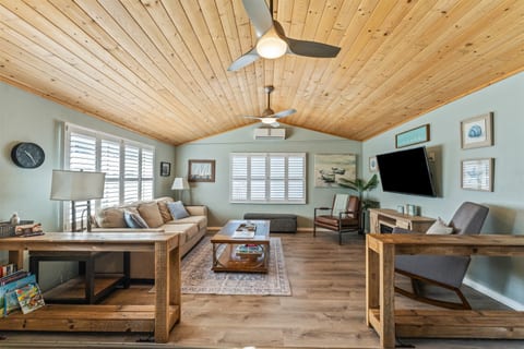 Chic Beach Shack Beach House