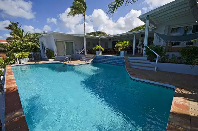 la-calanthe-pelican-key/