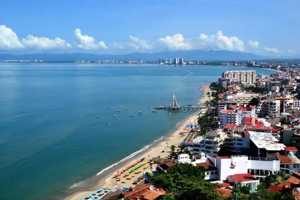 The famous Los Muertos Beach