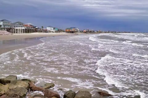 Seabreeze Sueños ※ Surfside Abode a Walk to Beach