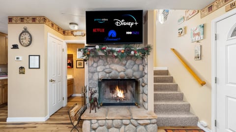 Cozy Bear Cabin