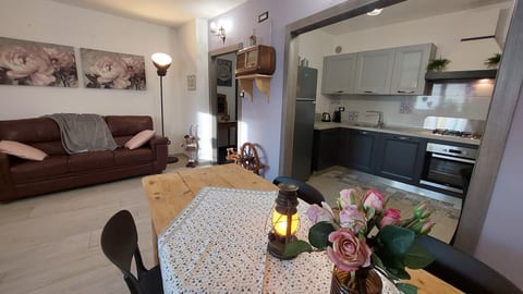 il soggiorno e la cucina