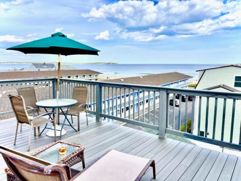 Epic beach views for days...