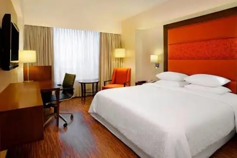 Hotel Reunion