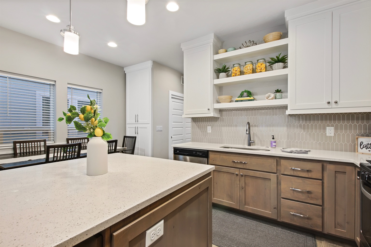 modern-luxurious-private-3-bedroom-boise-home/