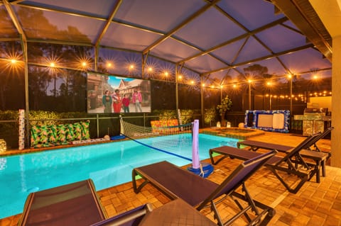 Twin Palms Family Vacation Villa
