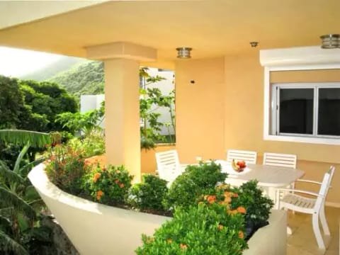Summerwinds Villa - Oyster Pond