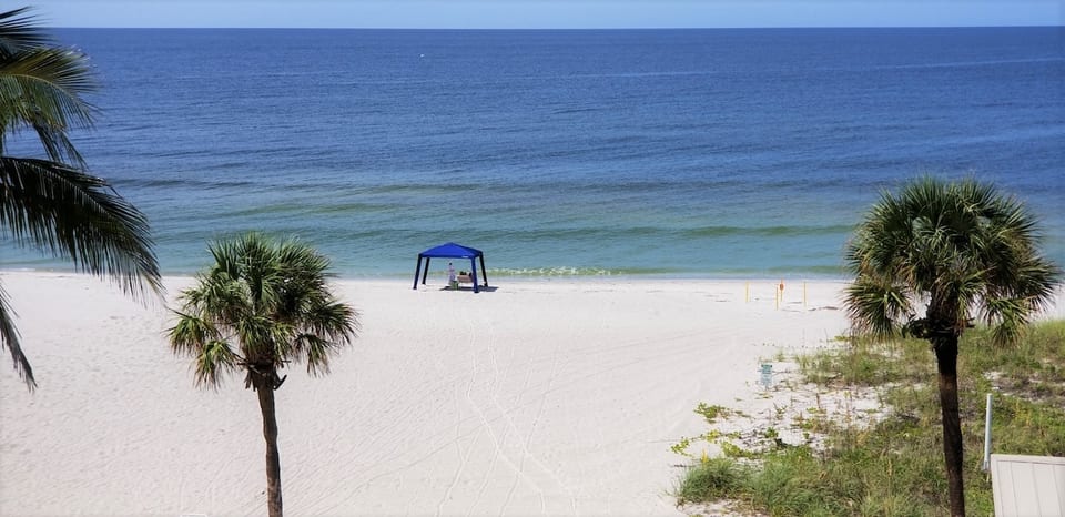 Renovated Beach Paradise. Ground Floor unit 64 image 1
