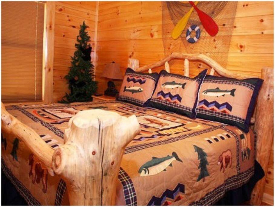 2nd Bedroom with a 42" TV