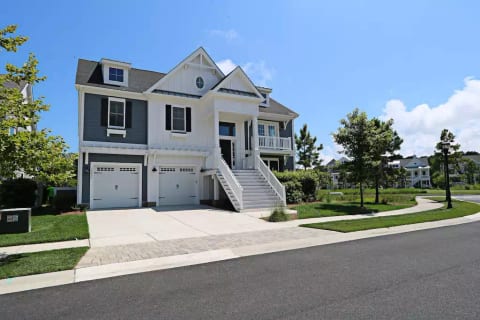 Exterior - Front