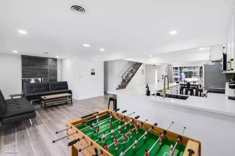 Luxury Retreat Home in La Mesa [4 BR/2BA/8 Beds]