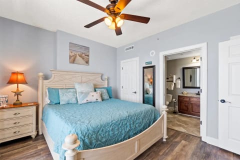 Tropic Winds 1008 (2BR)
