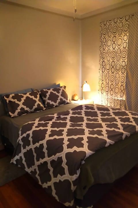 Urban Retreat on Flint