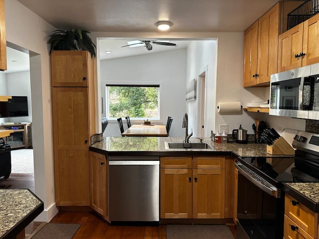 Westfir River Cottage - Westfir