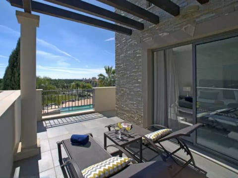 Pine Hills Cristal