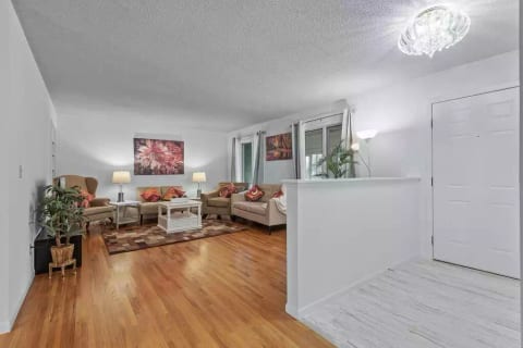 Spacious Home near Downtown St. Paul